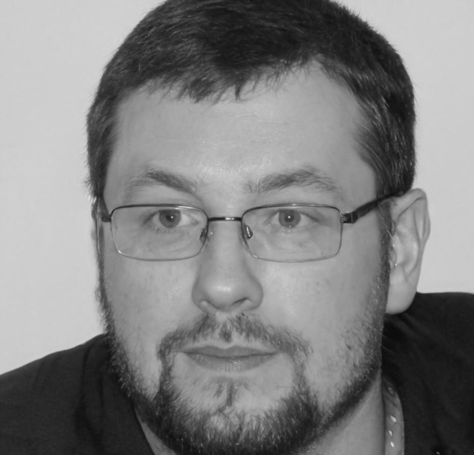 Retrato profesional de Mauricio Delgado